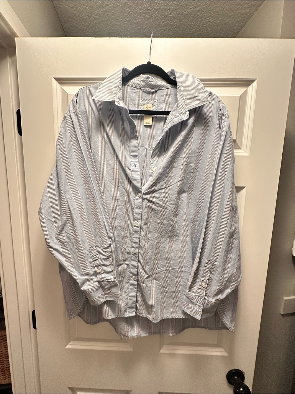 Aerie button up top